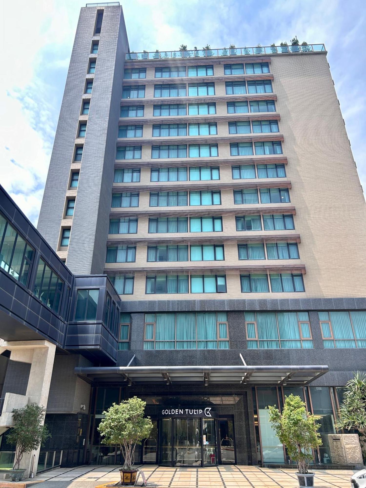 Golden Tulip Zhong Xin Hotel Taichung Exterior photo